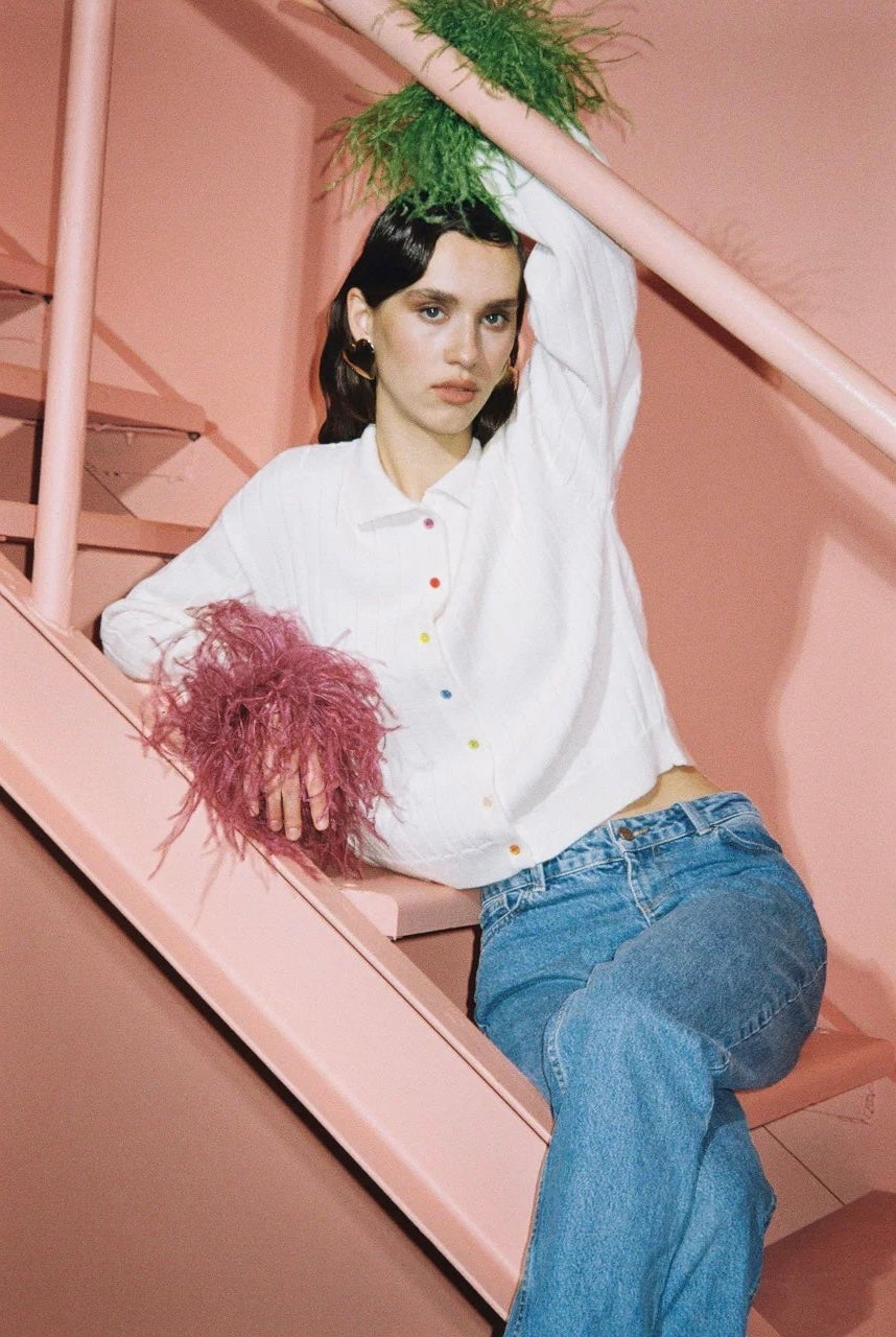 Cardigan with colorful feathers