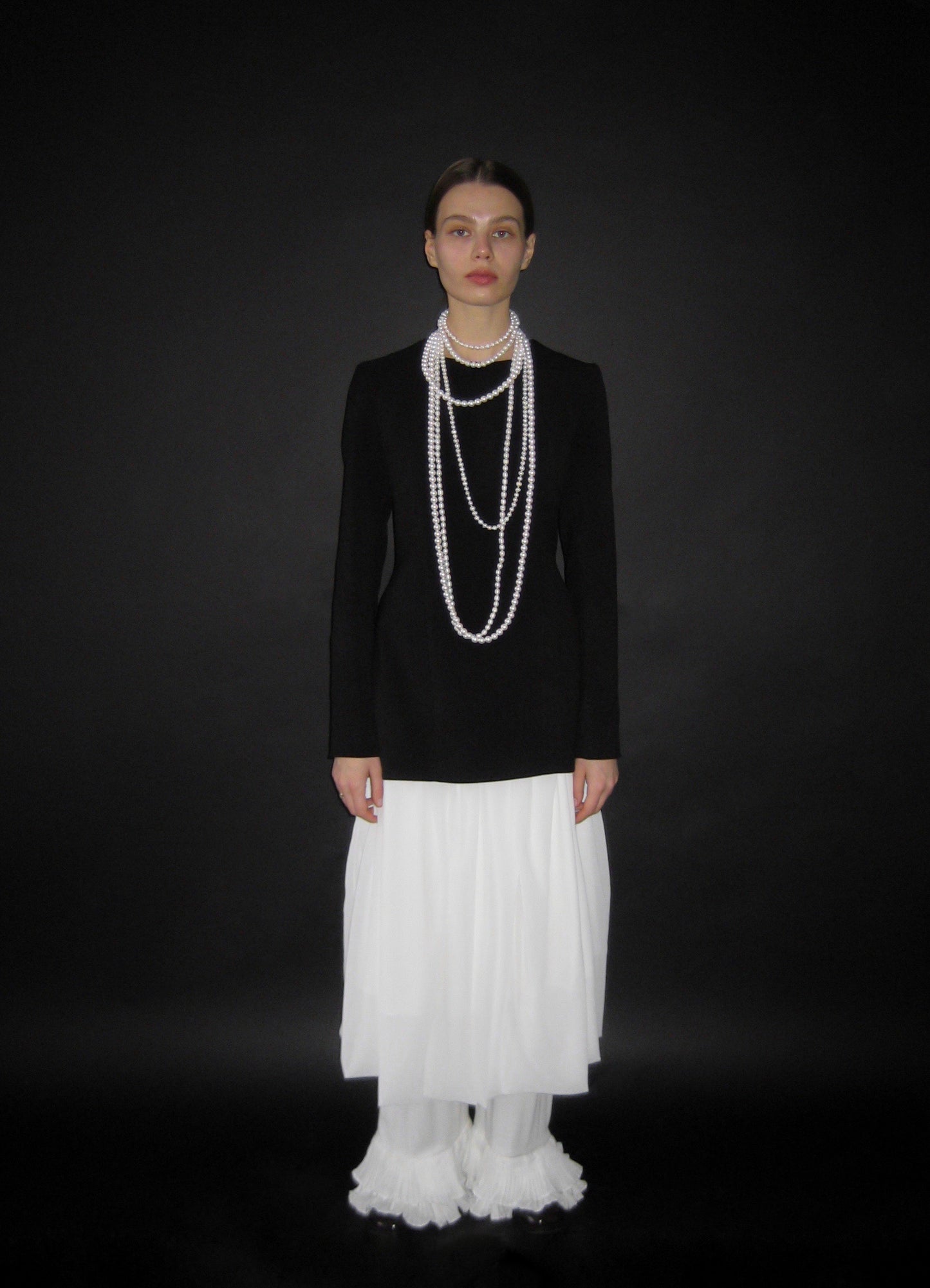 Silhouette top made of costume fabric